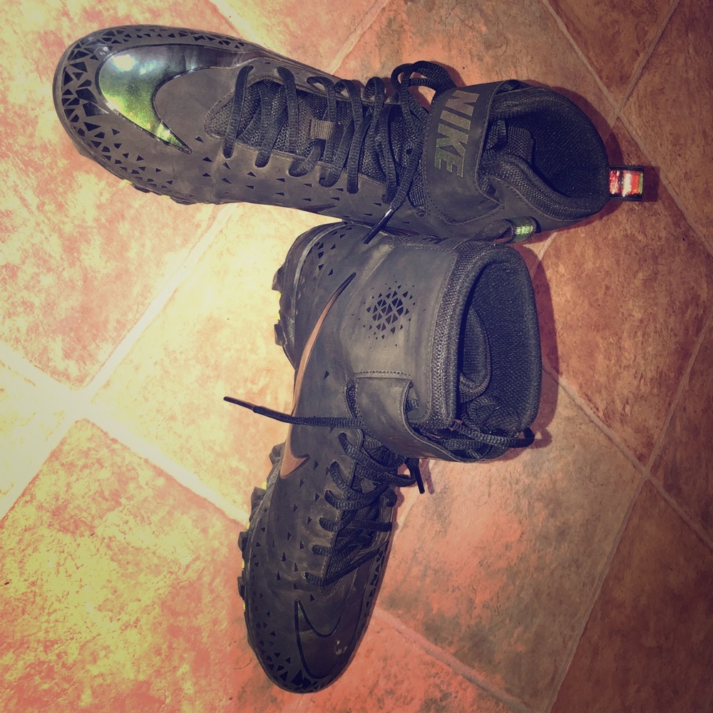 Football cleats